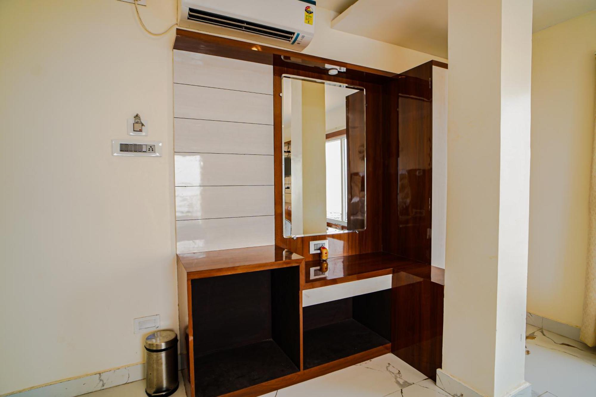 Prasant On Beach Resort !! Lift - Wifi -Restaurant-Parking Facilities-Newly Decorated Room !! Mandarmani Exterior foto