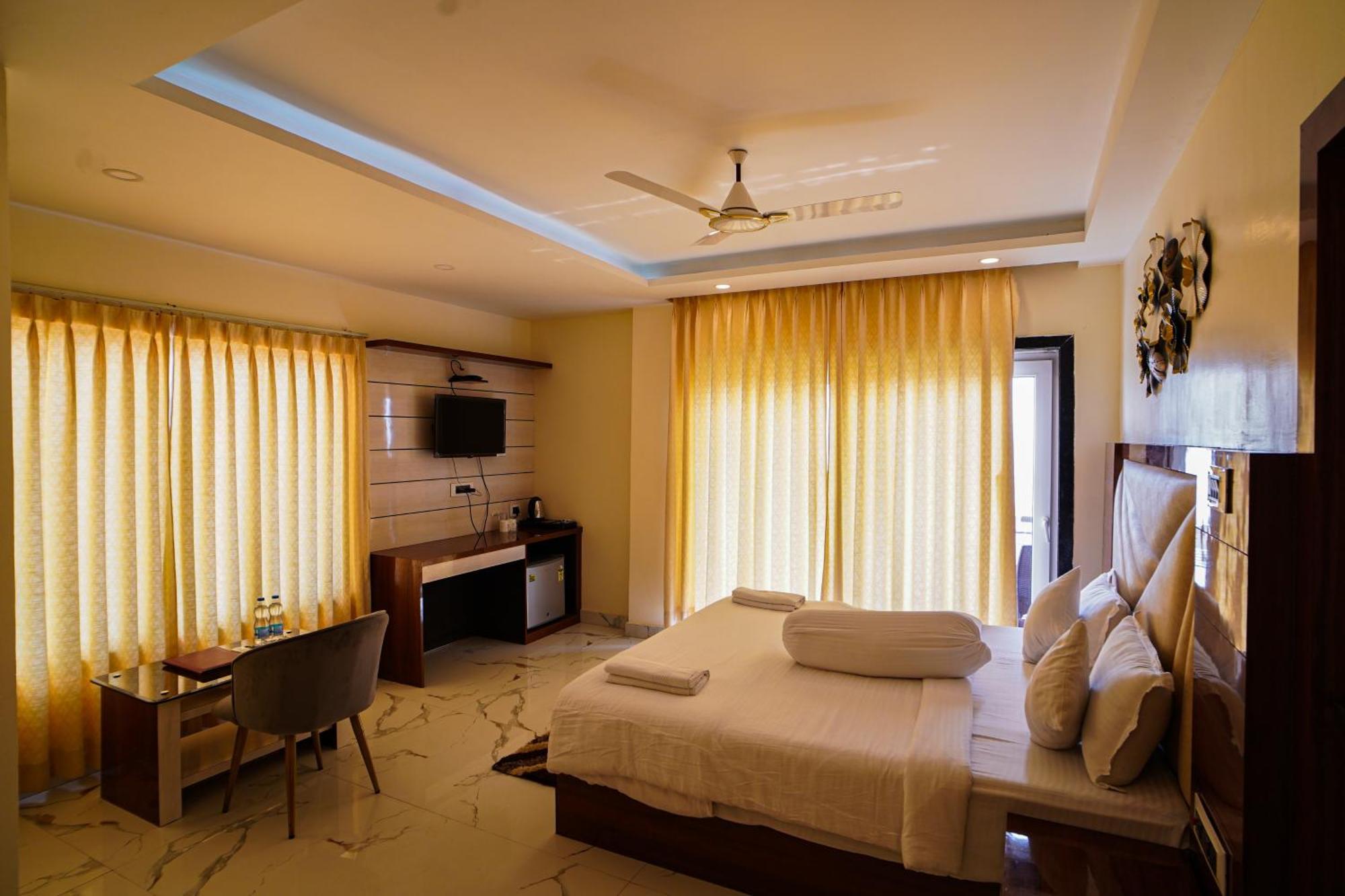 Prasant On Beach Resort !! Lift - Wifi -Restaurant-Parking Facilities-Newly Decorated Room !! Mandarmani Exterior foto