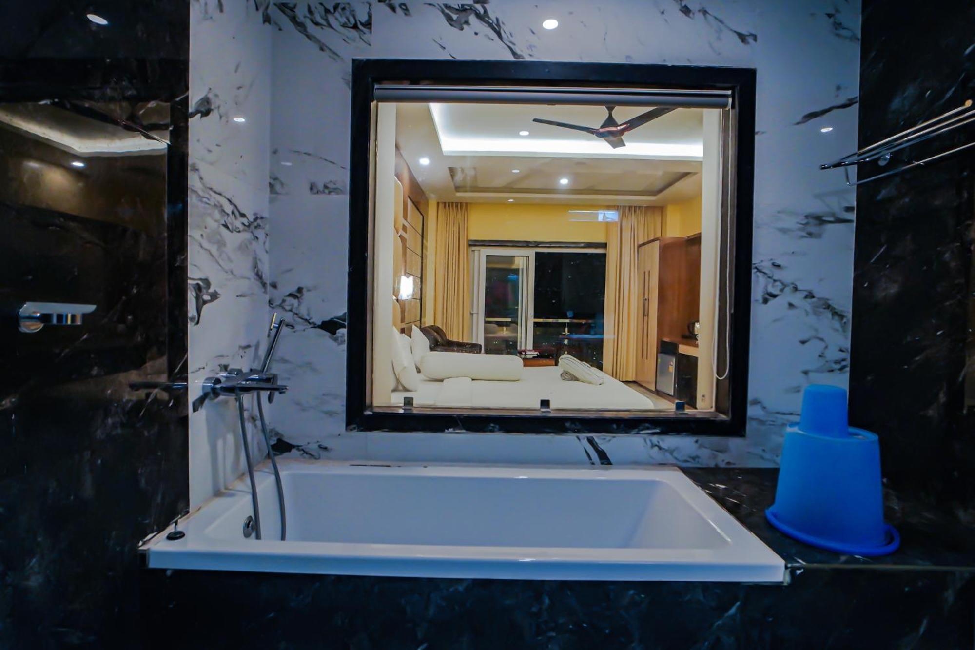 Prasant On Beach Resort !! Lift - Wifi -Restaurant-Parking Facilities-Newly Decorated Room !! Mandarmani Exterior foto