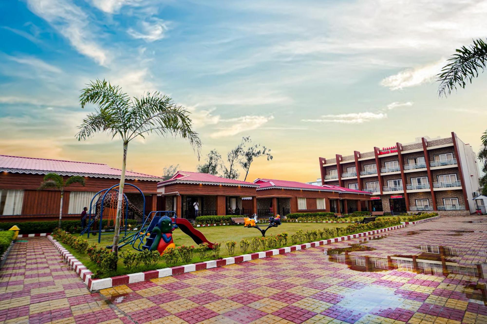 Prasant On Beach Resort !! Lift - Wifi -Restaurant-Parking Facilities-Newly Decorated Room !! Mandarmani Exterior foto