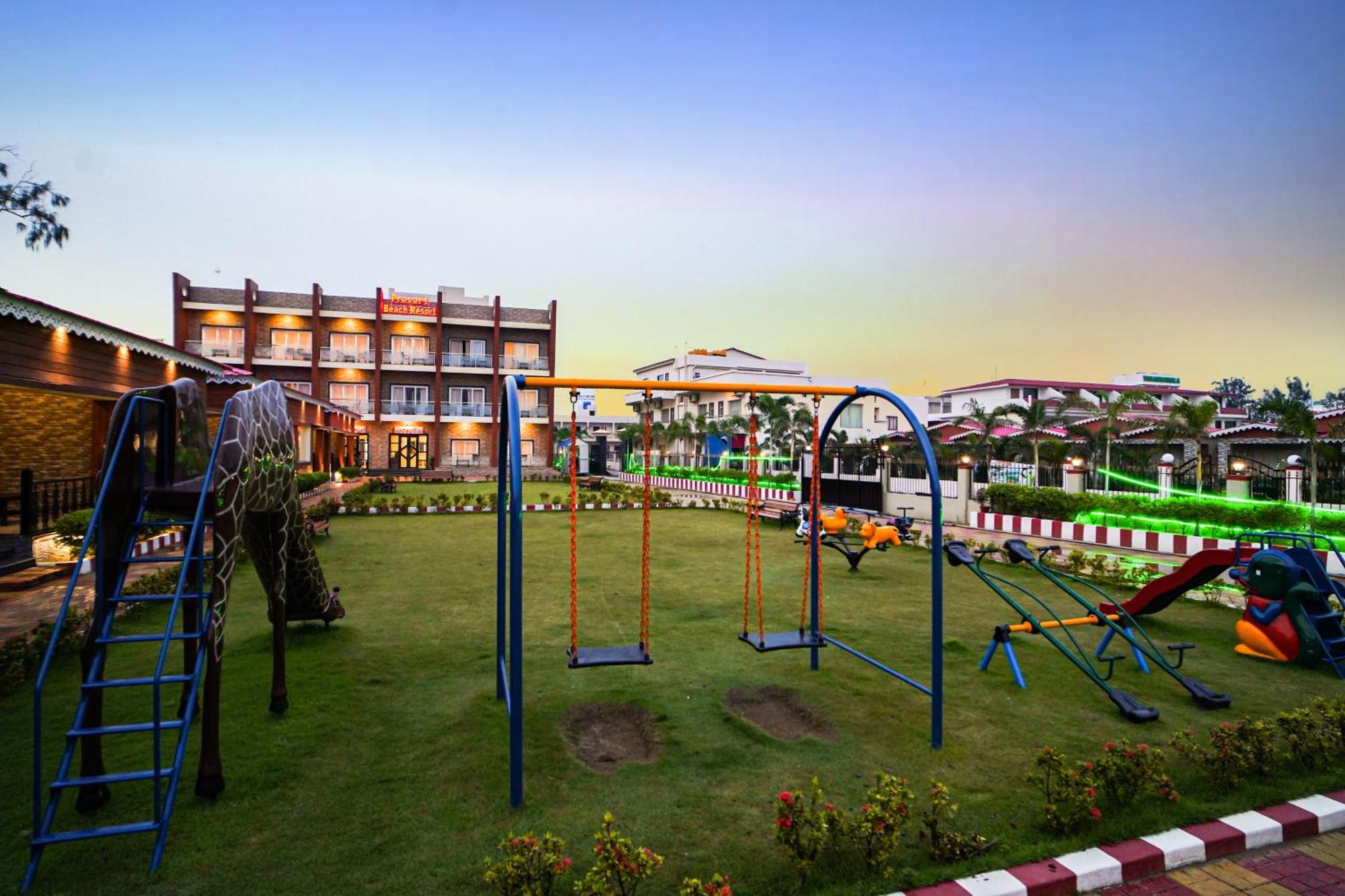 Prasant On Beach Resort !! Lift - Wifi -Restaurant-Parking Facilities-Newly Decorated Room !! Mandarmani Exterior foto