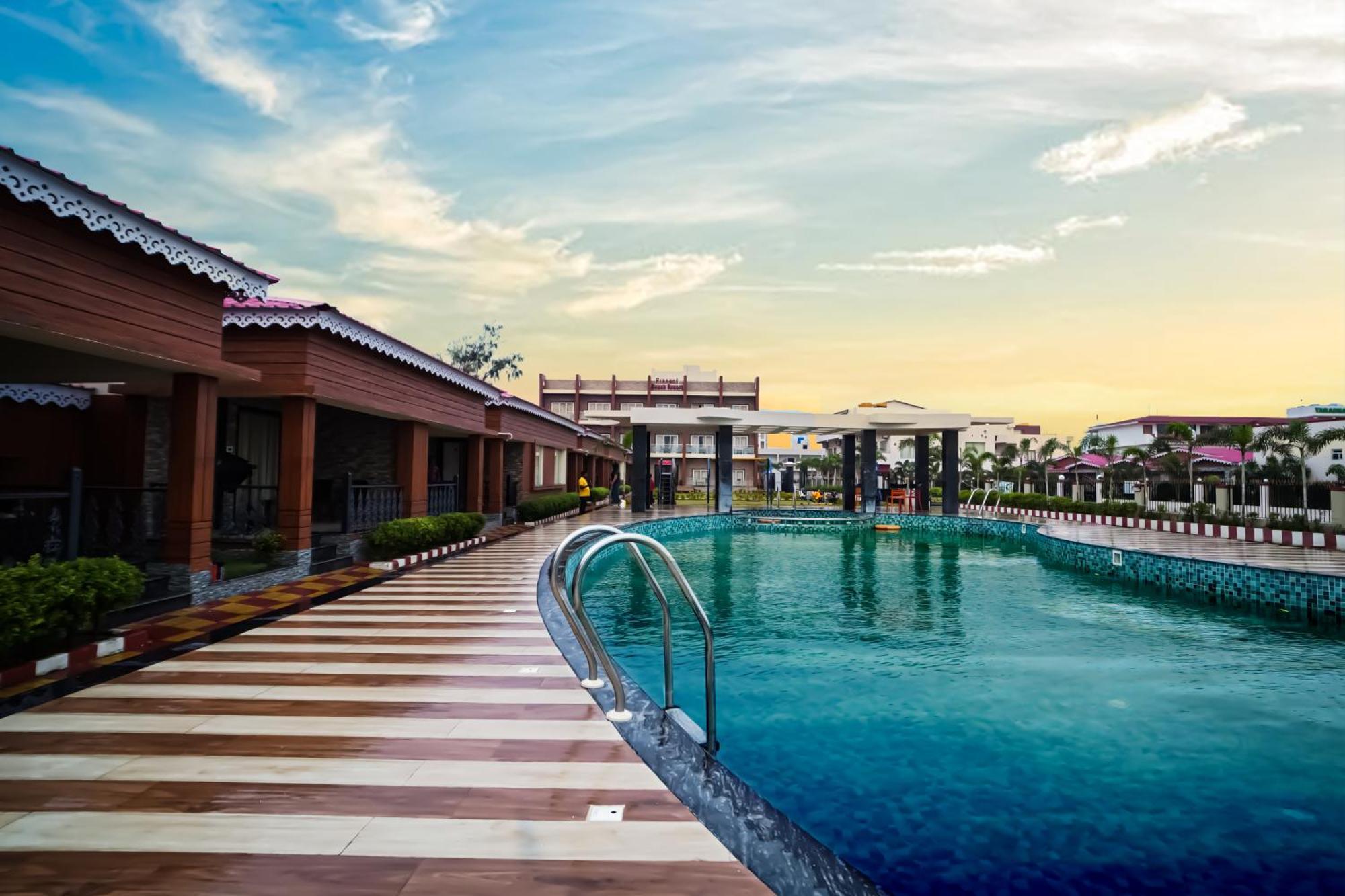 Prasant On Beach Resort !! Lift - Wifi -Restaurant-Parking Facilities-Newly Decorated Room !! Mandarmani Exterior foto